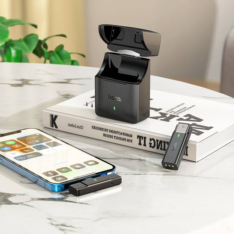 Cargue la imagen en el visor de la galería, [S31][Lightning Port] HOCO 2.4Ghz Wireless Live Broadcast Livestreaming Microphone Mic For iPhone iPad - Polar Tech Australia
